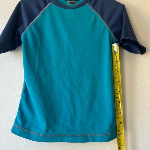 🌼 5/$25 Old Navy Boys Rash Guard Swim Shirt Blue Navy UPF 3T Summer Beach - Picture 9 of 9
